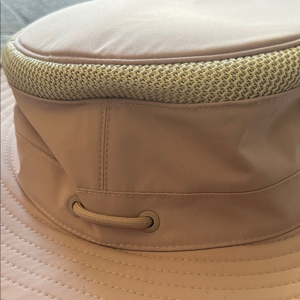 Tilley Women's Soft Mauve Airflo Sun Hat - Picture 3 of 6